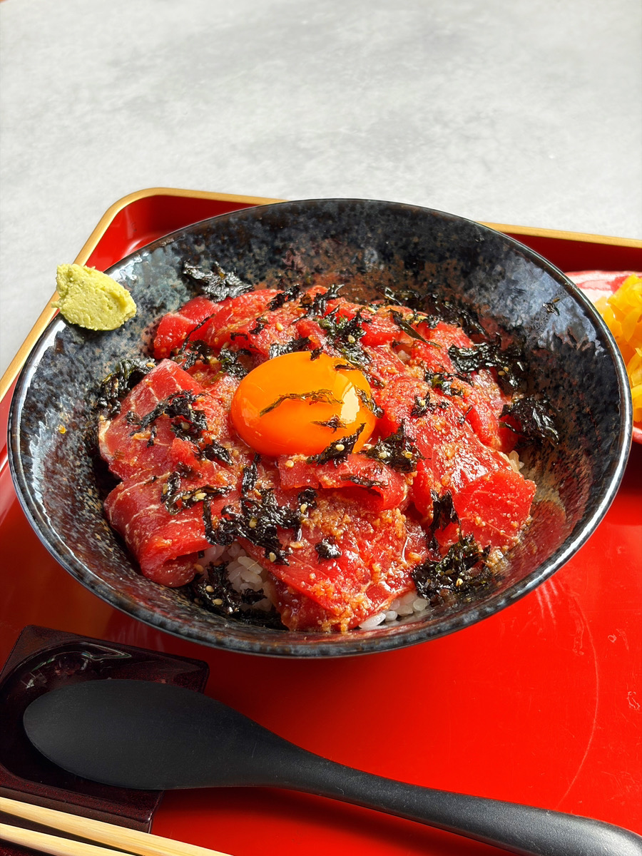 本鮪スタミナ丼
