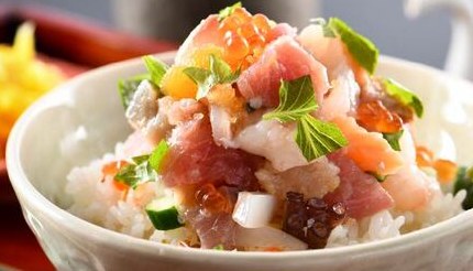 炊き立てご飯に乗せて